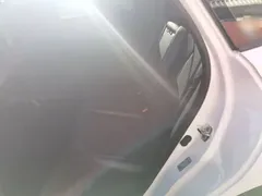 2022 Changan UNI-V 1.5T Premium, белый — фото 17