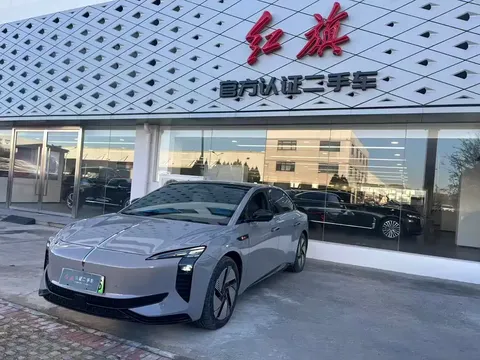 2025 Hongqi EH7 640 4WD