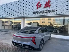 2025 Hongqi EH7 640 4WD — фото 24