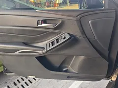 2022 Toyota Avalon 2.0L XLE Premium, чёрный — фото 7