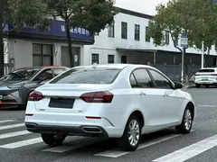 2021 Geely Emgrand UP 1.5L CVT Luxury, белый — фото 4
