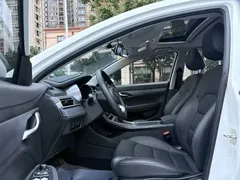 2021 Geely Emgrand UP 1.5L CVT Luxury, белый — фото 10