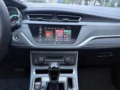 2021 Geely Emgrand UP 1.5L CVT Luxury, белый — фото 16