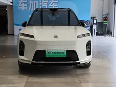 2026 Nio ES8 6-seat Executive Signature, белый — фото 2