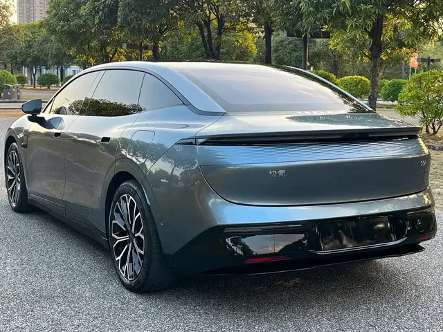 2024 Zeekr 007 RWD 100kWh
