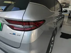 2022 Geely Jiaji 1.5TD PHEV Platinum Premium — фото 8
