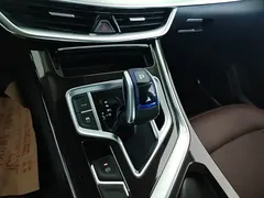 2022 Geely Jiaji 1.5TD PHEV Platinum Premium — фото 14
