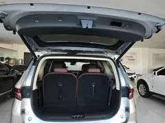 2022 Geely Jiaji 1.5TD PHEV Platinum Premium — фото 19