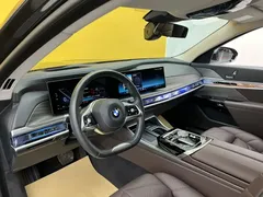 2023 BMW 7 Series 740Li Leading Luxury Package, чёрный — фото 15