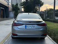 2021 Lexus ES 200 Excellence — фото 9