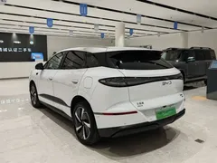 2025 BYD Sealion 06 DM-i PHEV 205 Plus, белый — фото 13