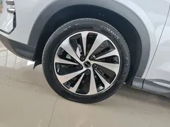 2023 BYD Song PLUS Champion DM-i PHEV 110KM Flagship Plus, белый — фото 23