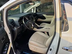 2021 Toyota Alphard Hybrid 2.5L Premium, белый — фото 3