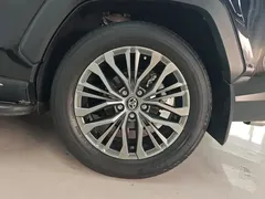2023 Toyota Wildlander 2.0L CVT 4WD Luxury Plus, чёрный — фото 6