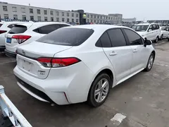 2021 Toyota Levin 185T CVT Luxury, белый — фото 3
