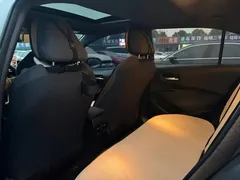 2021 Toyota Levin 185T CVT Luxury, белый — фото 6