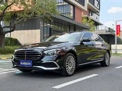 2022 Mercedes-Benz E-Class E 300 L Luxury, чёрный — фото 1