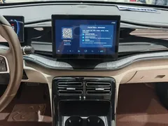 2024 BYD Qin PLUS Honor DM-i PHEV 55km Leading — фото 7