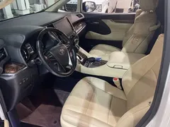 2021 Toyota Alphard Hybrid 2.5L Luxury, белый — фото 4
