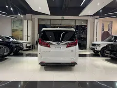2021 Toyota Alphard Hybrid 2.5L Luxury, белый — фото 8