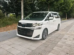 2023 Toyota Vellfire Crown Hybrid 2.5L HV Premium, белый — фото 1
