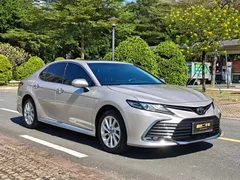 2023 Toyota Camry 2.0G Luxury — фото 3