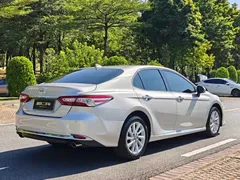 2023 Toyota Camry 2.0G Luxury — фото 7