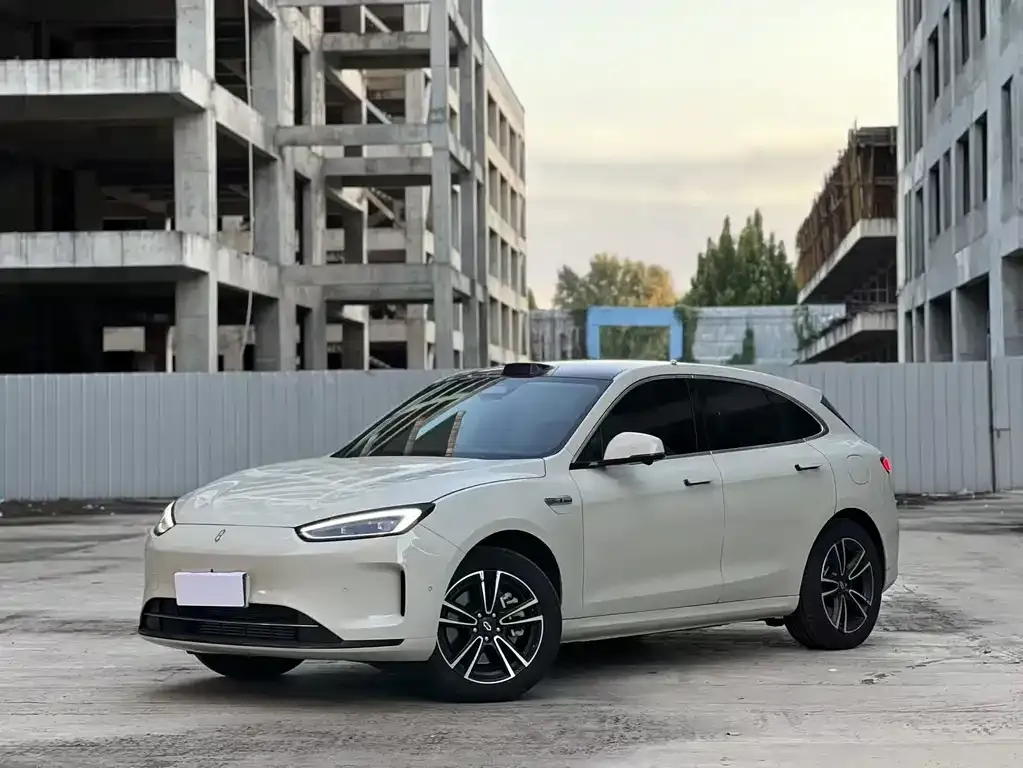 2025 Aito M5 EREV Ultra 2WD