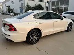 2023 Volvo S60 B4 Luxury, белый — фото 4