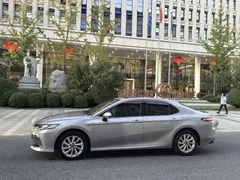 2021 Toyota Camry Hybrid 2.5HS Fashion — фото 2