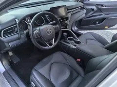 2021 Toyota Camry Hybrid 2.5HS Fashion — фото 18