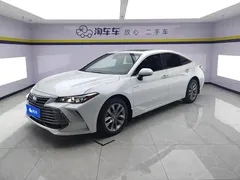 2019 Toyota Avalon Hybrid 2.5L Luxury, белый — фото 1