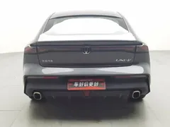 2022 Changan UNI-V 1.5T Premium — фото 4