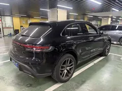 2022 Porsche Macan 2.0T, чёрный — фото 6