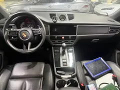 2022 Porsche Macan 2.0T, чёрный — фото 10