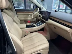 2024 Aito M7 1.5T RWD Smart Driving Ultra 6-seat, чёрный — фото 9