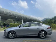 2023 BYD Qin PLUS Champion DM-i PHEV 55KM Leading — фото 7