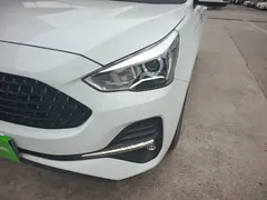 2019 Haval M6 1.5T DCT 2WD Elite, белый — фото 24
