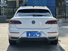 2021 Volkswagen CC 380TSI Shooting Brake, белый — фото 6