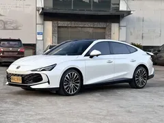2023 MG MG7 2.0T AT Premium, белый — фото 1