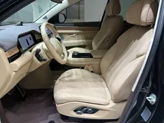 2024 Aito M7 1.5T Smart Driving 4WD Ultra 5-seat, чёрный — фото 5