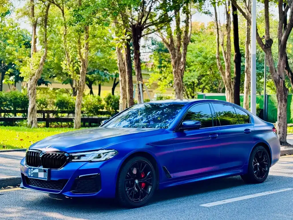 2022 BMW 5 Series 540i Fashion M Sport Package