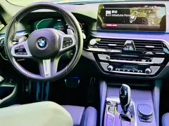2022 BMW 5 Series 540i Fashion M Sport Package, синий — фото 12