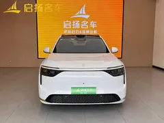 2025 Aito M8 EV Ultra 6-seat 4WD 192-line LiDAR, белый — фото 2