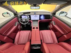 2025 Aito M8 EV Ultra 6-seat 4WD 192-line LiDAR, белый — фото 17