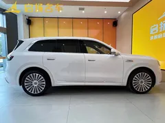 2025 Aito M8 EV Ultra 6-seat 4WD 192-line LiDAR, белый — фото 27