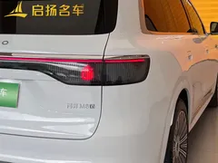 2025 Aito M8 EV Ultra 6-seat 4WD 192-line LiDAR, белый — фото 28