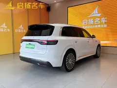 2025 Aito M8 EV Ultra 6-seat 4WD 192-line LiDAR, белый — фото 29