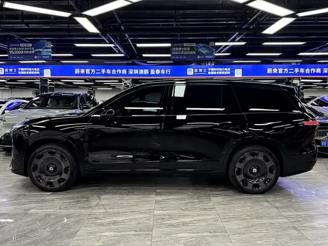 2026 Nio ES8 6-seat Executive Signature