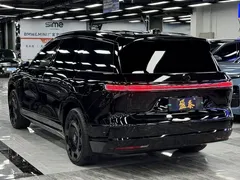 2026 Nio ES8 6-seat Executive Signature, чёрный — фото 5